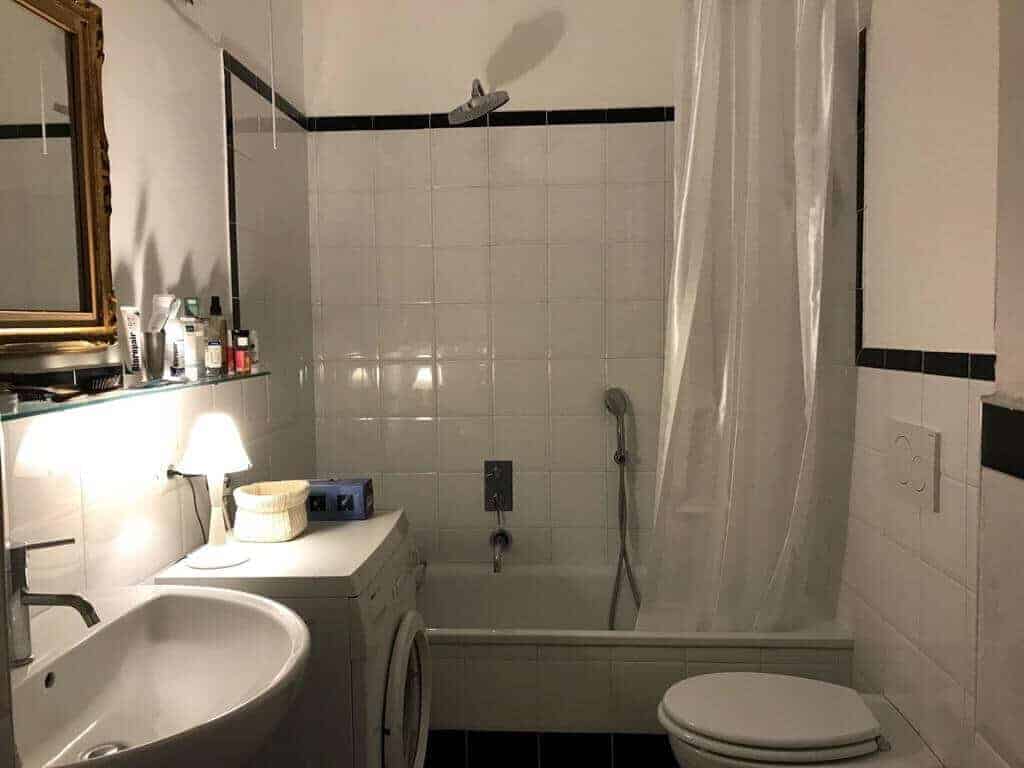 Imbiancatura bagno zona Lampugnano